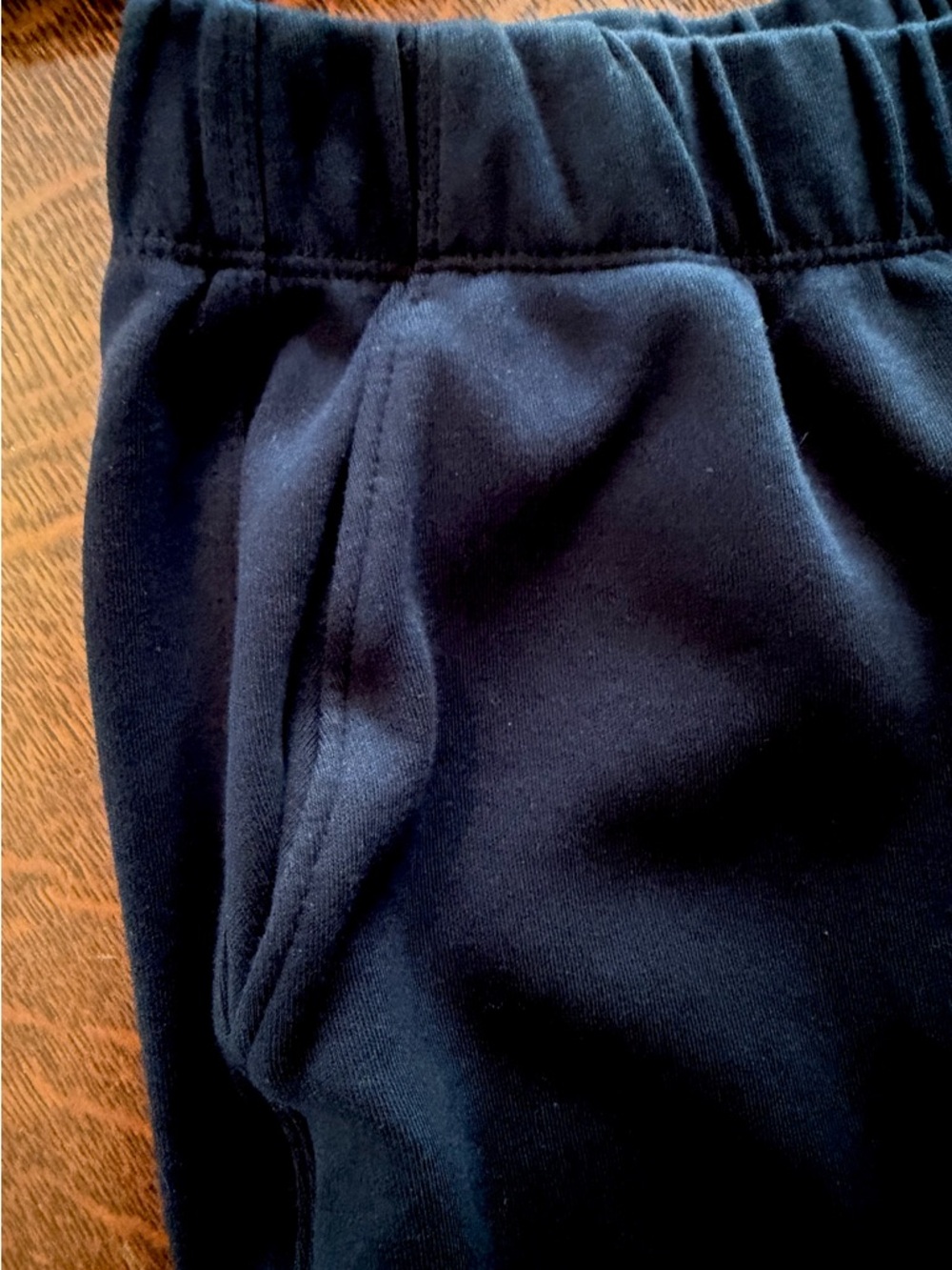 Women’s Land’s End Medium Petite Sport Knit Black Pull-On Everyday Pants - Picture 4 of 4
